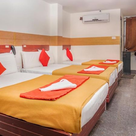 Hotel Boopathi Madurai Exteriör bild